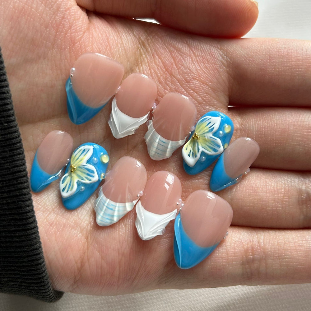 Blue Shell Short Almond Nails