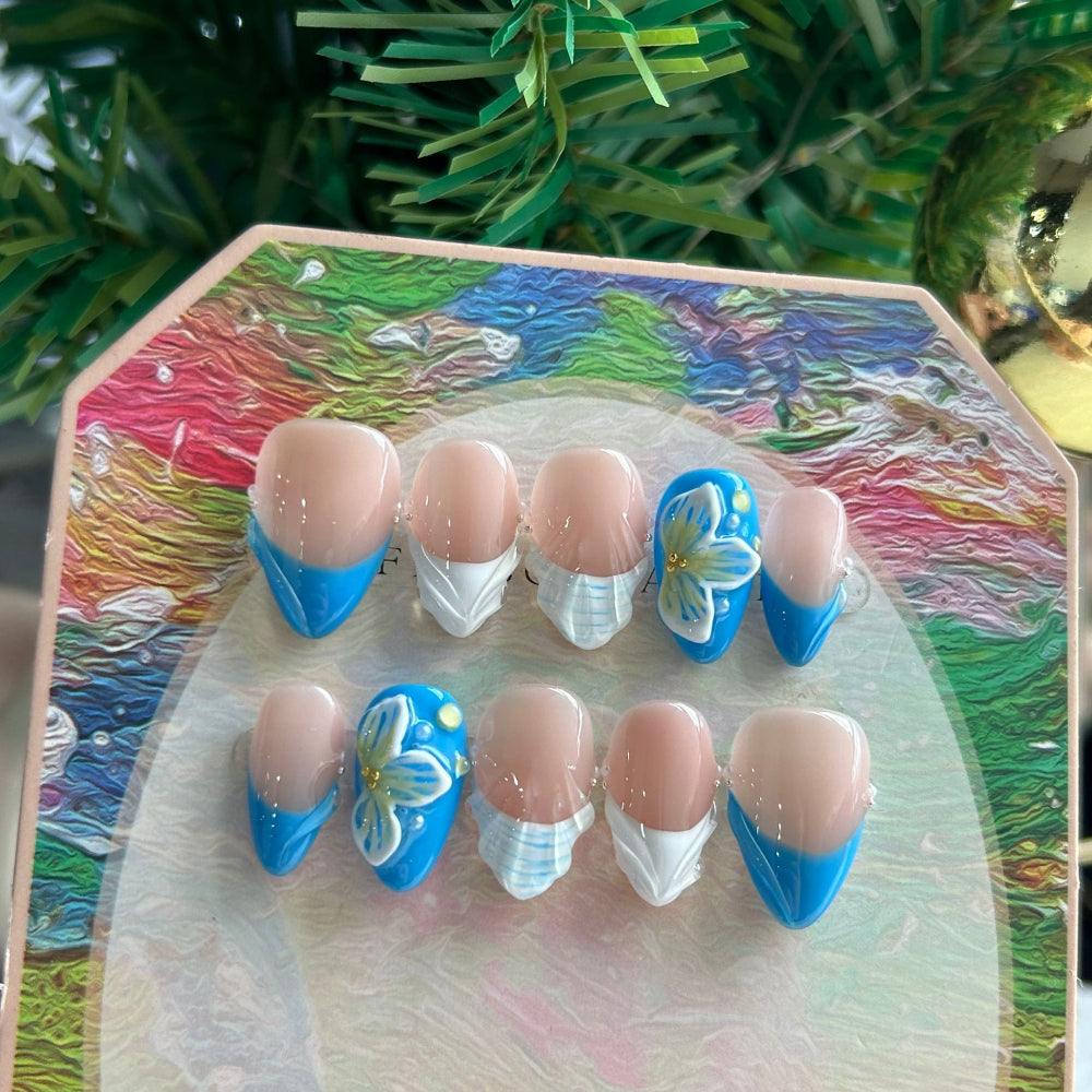 Blue Shell Short Almond Nails