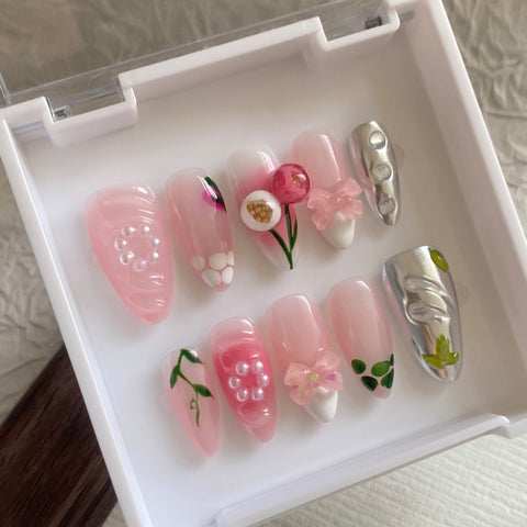 The Love of Roses and Pearls